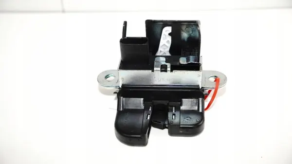Takaluukun lukko OEM 360150999 VW Passat B7 Farmarille image 5