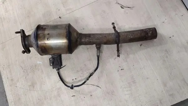 Begagnad Ford OE katalysator/DPF 1719833X image 3