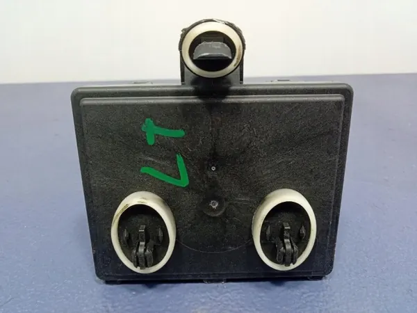 Skoda Elroq Linke Hintertürsteuerung OEM 1EB959597A image 4