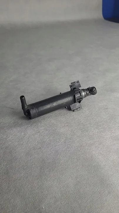 Xenon Koplampwasinstallatie Rechts Voor Audi A4 A5 image 2