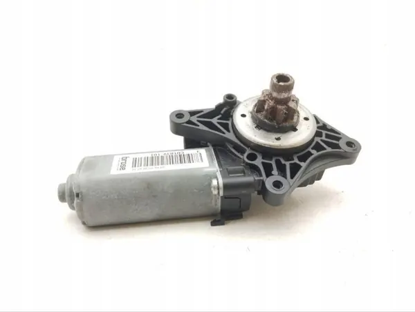 Sätesmotor Chrysler Pacifica 2018 OEM C01839101 image 3