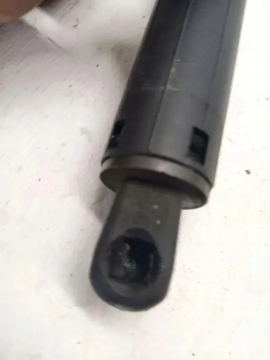 Actuateur de hayon droit OEM A2539801064 Mercedes-Benz image 2