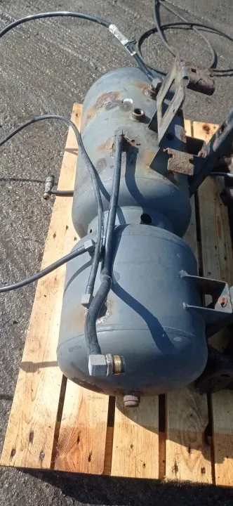Tanque de ar duplo DAF XF 106 Euro 6 - Peça OEM image 5