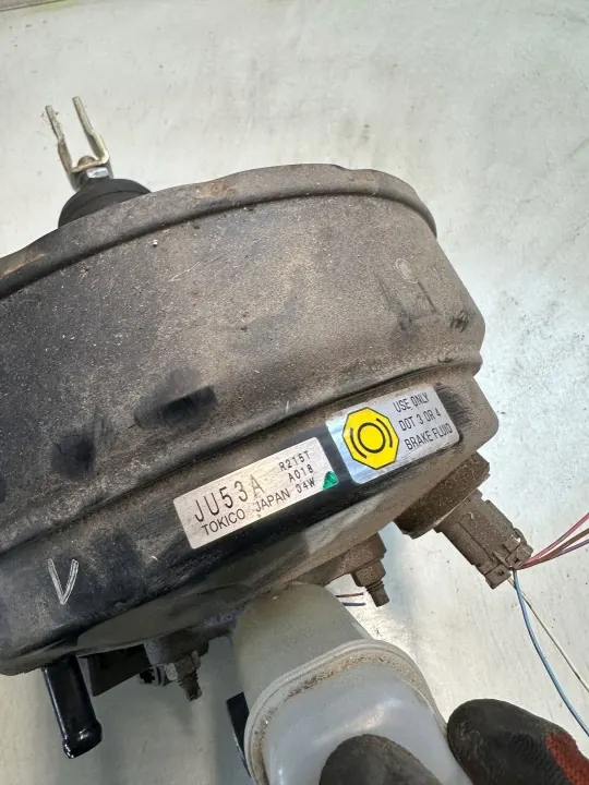 Servofreno Infiniti G37 OEM JU53A - Usado image 4