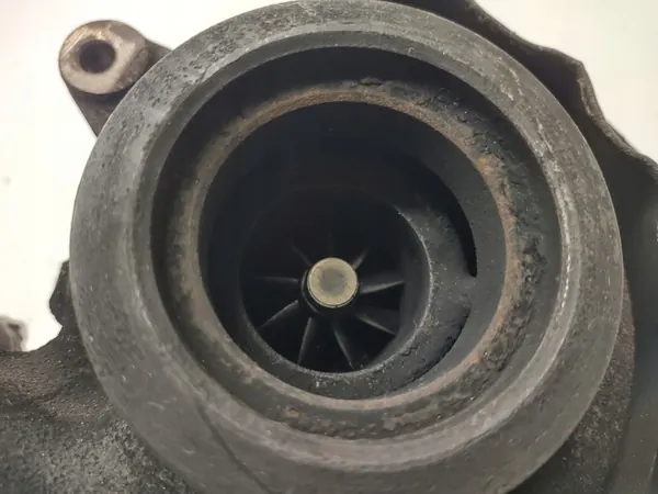 Turboaggregat 2.0 TDI Golf VI A3 8P Passat B7 Yeti OEM 03L253019P image 5