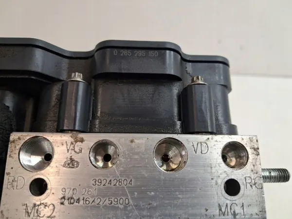 Pompe ABS OEM 9845052980 pour Citroen C3 image 3
