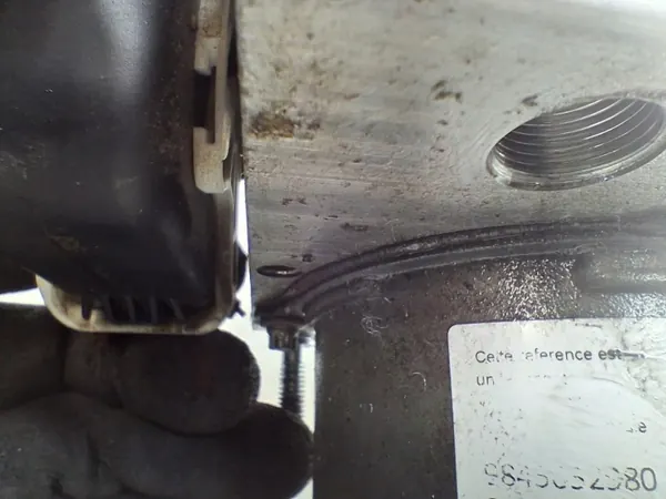 Pompe ABS OEM 9845052980 pour Citroen C3 image 4
