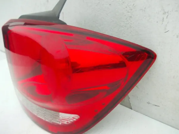 FIAT FREEMONT LUZ TRASERA DERECHA LED EUROPA image 3