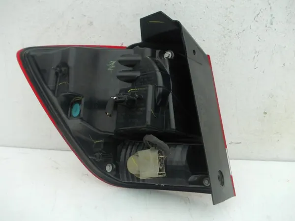 FIAT FREEMONT LUZ TRASERA DERECHA LED EUROPA image 6