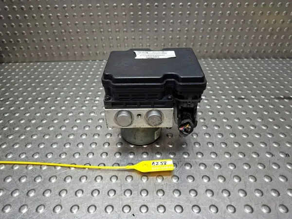 ABS-pomp OEM S25154843 voor Hyundai - Regelaar image 3