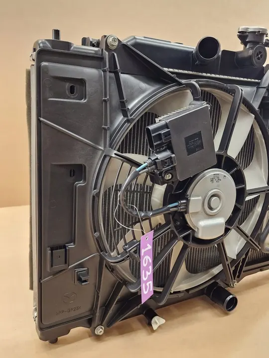 Radiador completo Mazda 2 CX-3 1.5D 1.8D image 2