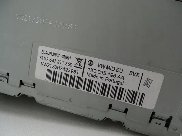 Autoradio CD OEM 1K0035195AA pour VW Tiguan Passat image 8