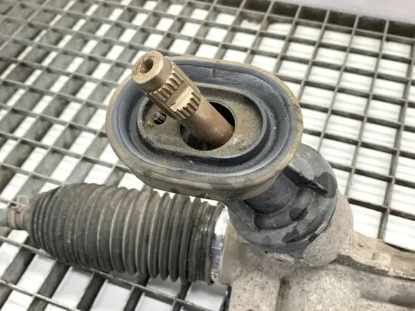 Styrhus OEM 6C1423058E för Skoda Fabia III image 5