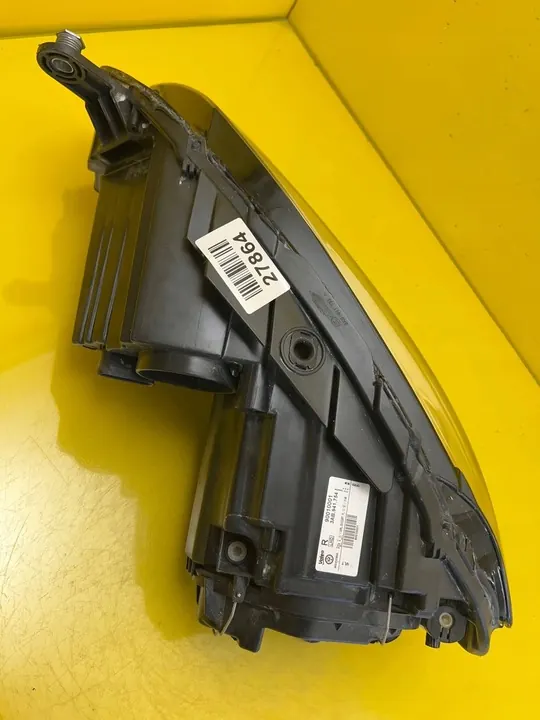 Oikea Ajovalo VW Passat B7 Bi Xenon LED 3AB941754 image 4