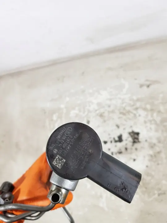 Brandstofrail A6510701595 Mercedes W205 2.2 CDI image 5