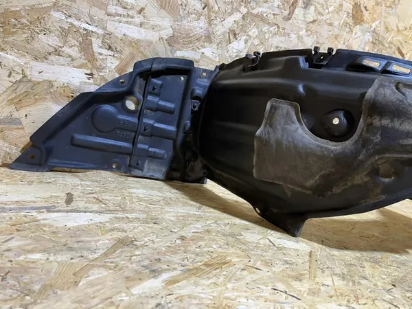 Right Front Wheel Arch Toyota Prius IV 15- OEM 53875-47070 image 2