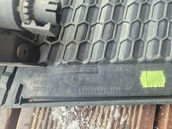 Scania NGS Halogen-Grillset OEM 2659163 LH image 6