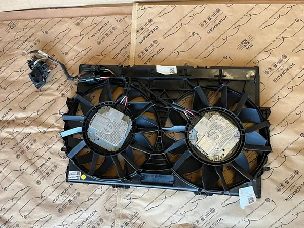 Kylarrubrik AUDI A8 D4 3.0 TDI OEM 4H0121207 C image 2