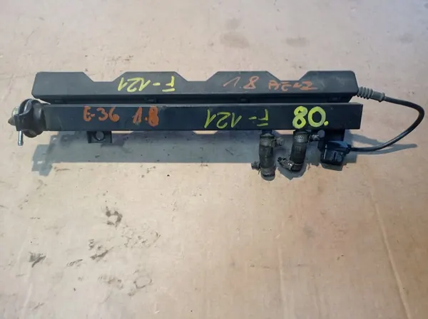 Rampe d'injecteurs BMW 1353-1739169 image 2