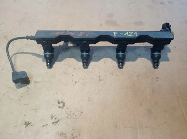 Rampe d'injecteurs BMW 1353-1739169 image 3