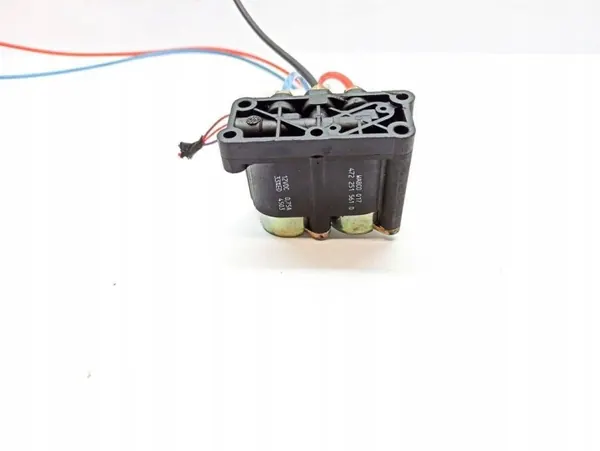 BMW 5 (E39) Suspension Compressor 4722515610 image 4