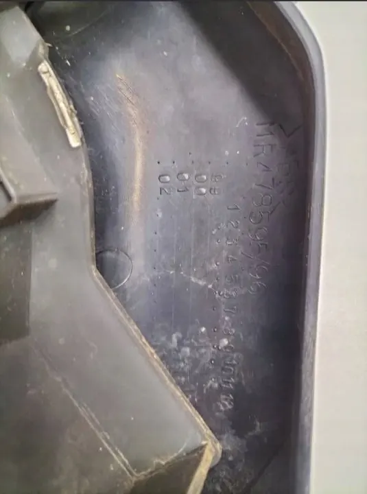 GRILL MITSUBISHI PAJERO SPORT MR478595 image 7