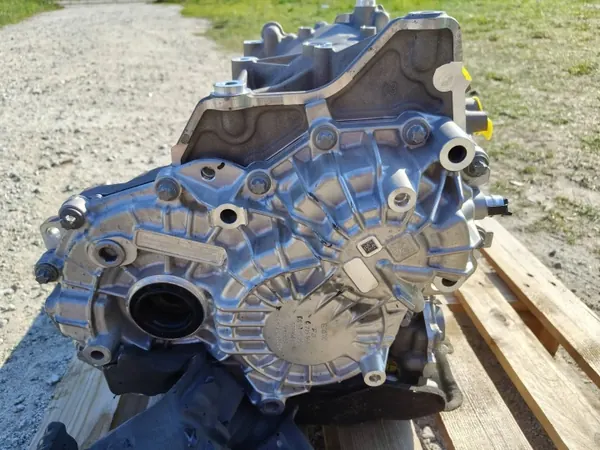 Motor Eléctrico BMW iX I4 M50 - Pieza OEM Usada image 3