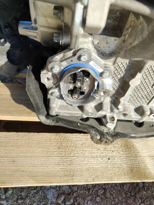 Motor Eléctrico BMW iX I4 M50 - Pieza OEM Usada image 8