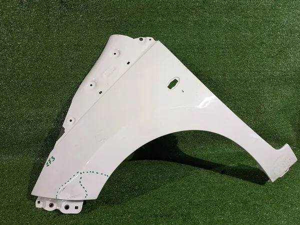 Vorderer linker Kotflügel Toyota Aygo II image 1