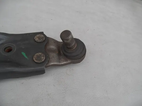 Braccio di controllo anteriore destro Kia Ceed II Hyundai i30 image 2