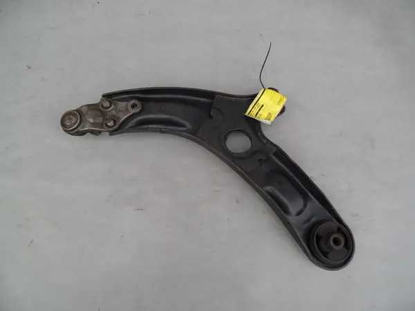 Braccio di controllo anteriore destro Kia Ceed II Hyundai i30 image 4