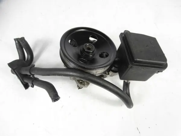 Mercedes Servopumpe OEM A0024668601 - Gebraucht image 2