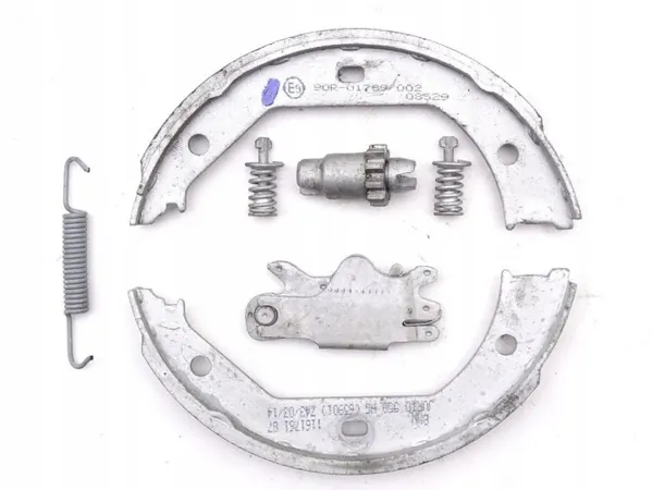 OEM 1161761 Käsijarrun Kenkät Vasen Taka BMW 4 F33 image 2