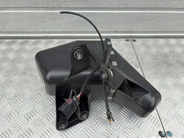 Bomba de suspensión trasera RIVIAN R1T/R1S OEM PT00003132 image 3