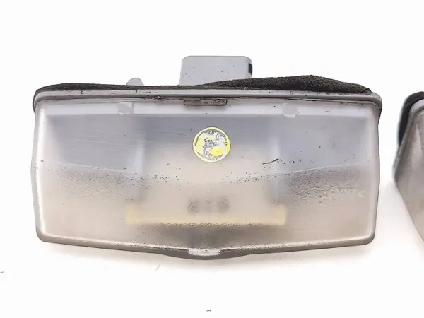 Feu de plaque Lexus RX 450H 2020 OEM AMD217313 image 4