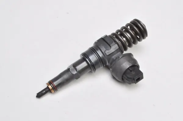Bränslepump OEM 0414720035 1.4 16V 75hk image 2
