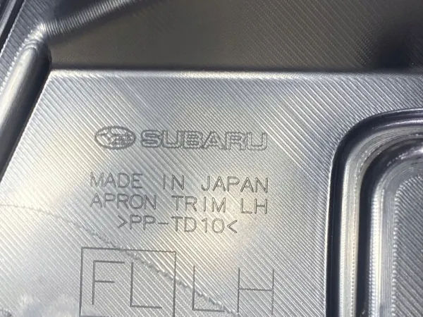 Panneau de coffre à roue de secours Subaru OE FBZ18075 image 6