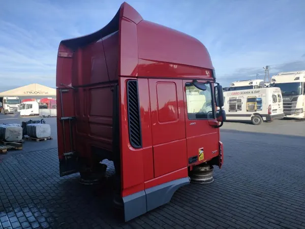 Cabine DAF XF 106 LIFT - OEM XF 106 LIFT Occasion image 4