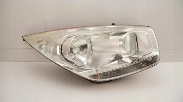 Kia Venga 09-14 Oikea etuvalo OEM image 2