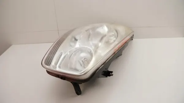 Kia Venga 09-14 Oikea etuvalo OEM image 3