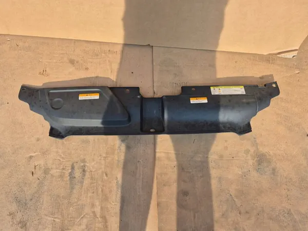 Capa do para-choque dianteiro Audi A5 8T 8T0807081F image 1