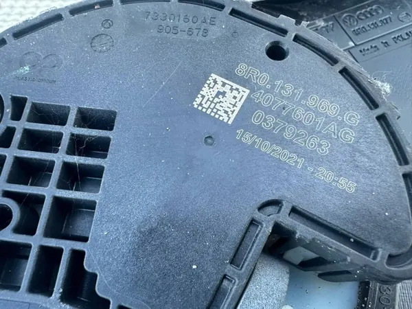 Módulo Bomba Tanque AdBlue Audi Q5 8R OEM 8R0131877T image 5