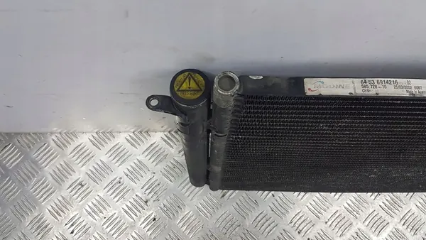 BMW X5 E53 2001 Kylmäainekondensaattori / AC-Radiatori image 7