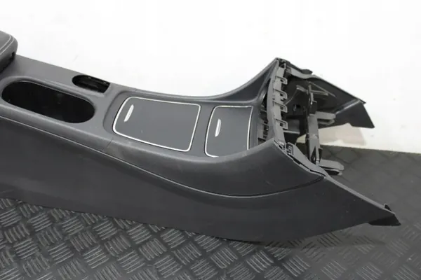 Middenconsole armsteun OEM Mercedes A-klasse W176 LIFT image 3