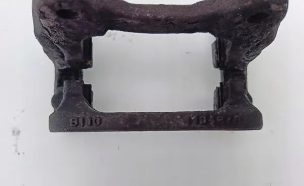Jarrupuristimen tuki taka OEM 015747 - Infiniti image 3