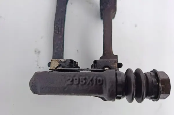 Jarrupuristimen tuki taka OEM 015747 - Infiniti image 6