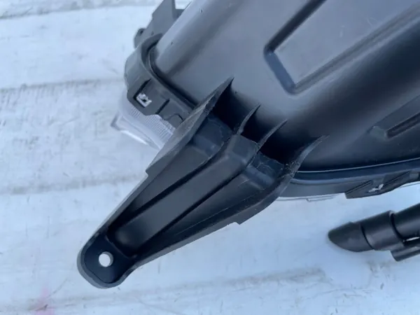 Faro Halógeno Usado OEM 92202-S1110 Hyundai image 7