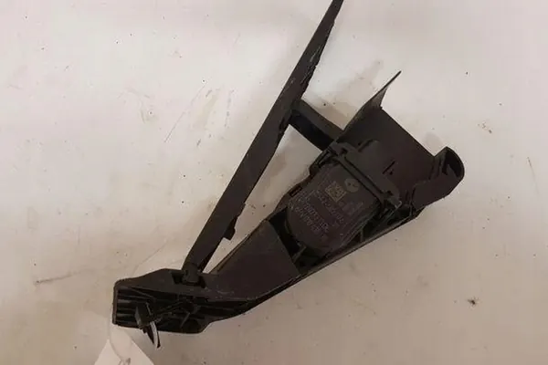 Gaspedal BMW 1 (F21) 1.6L Diesel 2012 image 5