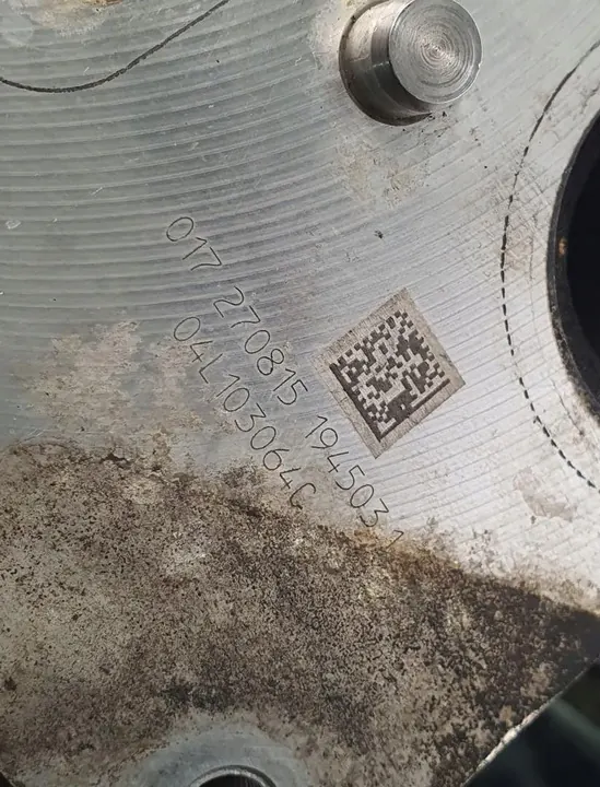 Cabeza de motor VW New Beetle II 2.0 04L103064C image 10