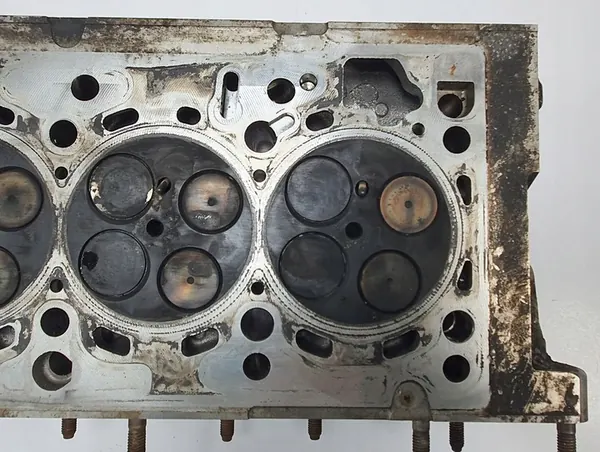 Cabeza de motor VW New Beetle II 2.0 04L103064C image 8